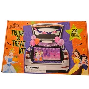 New Disney Princess 200 PC Trunk or Treat Kit Family Friendly Halloween Fun